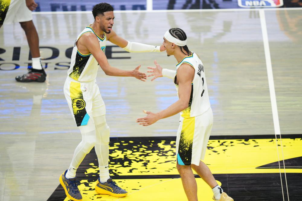 与苏亚雷斯 与苏亚雷斯